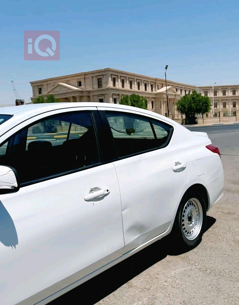 نيسان صني